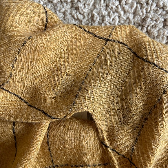 🔸 Maison Cinqcent 🔸 lightweight shawl - Picture 6 of 6